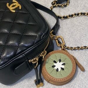 Kiwi fruit bag charm, coin purse or airtag holder